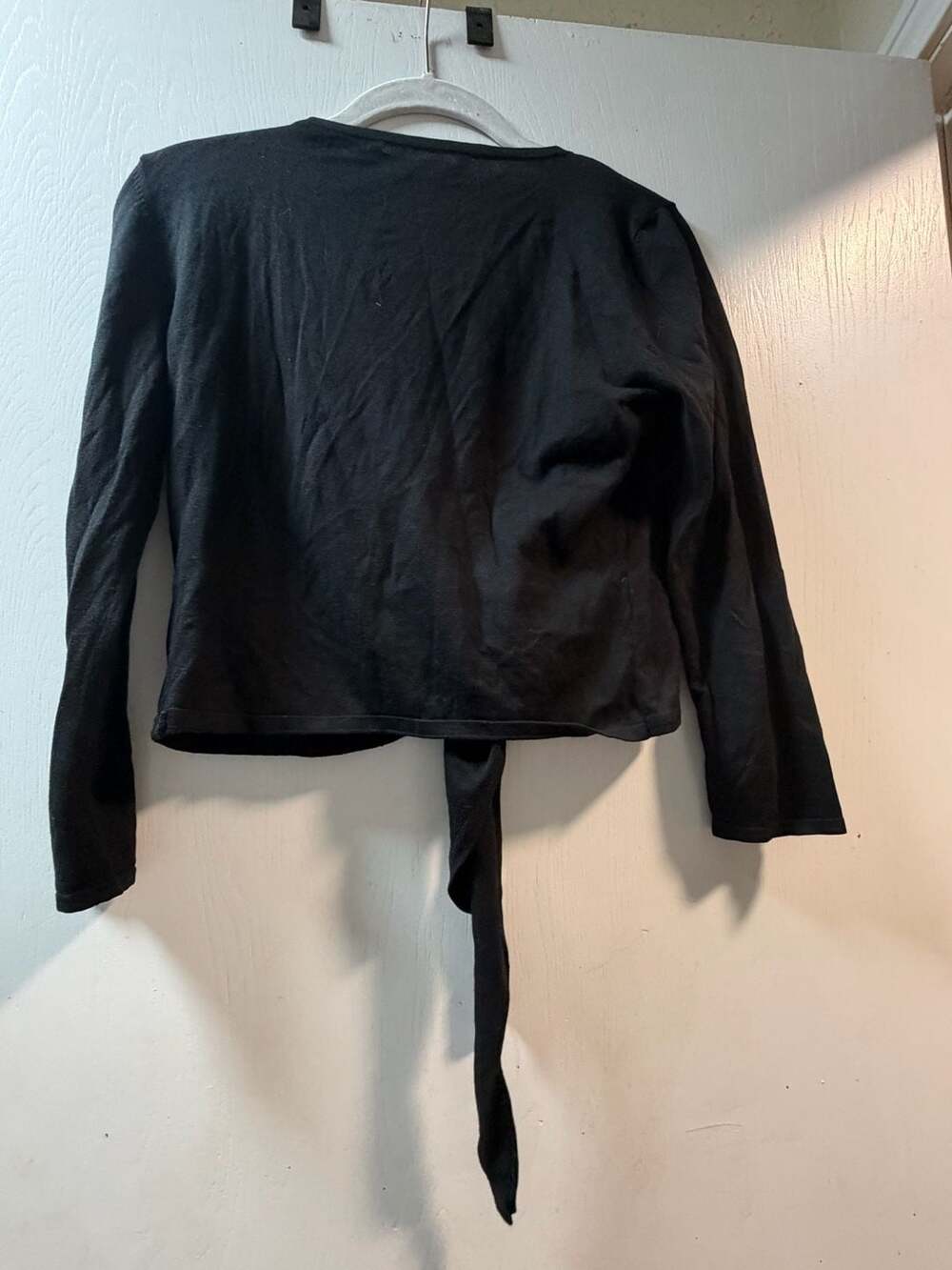 BCBGMAXAZRIA Black Long Sleeve Tie-Front Wrap Cardigan Sweater - Picture 3 of 3